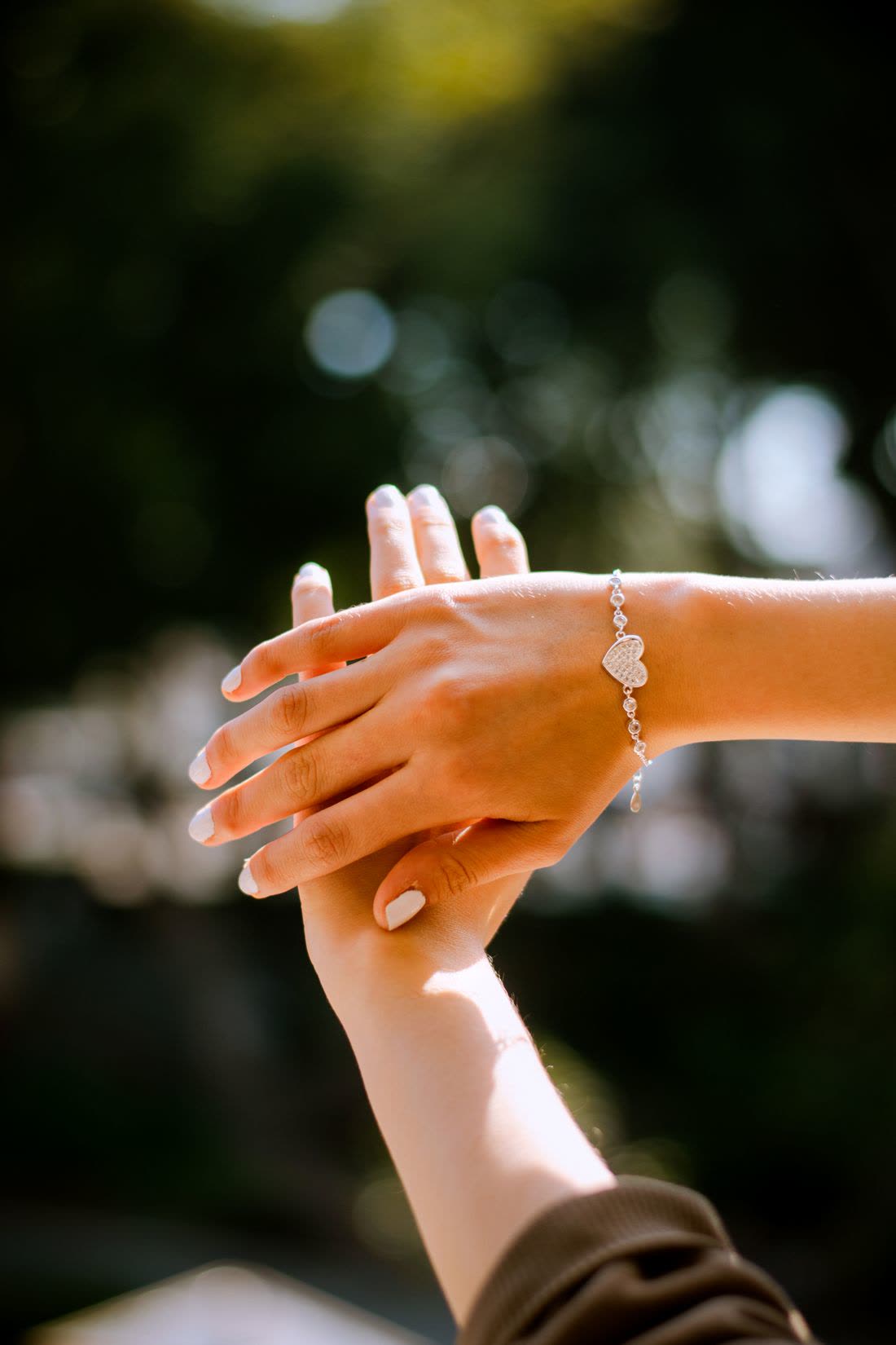 Bracelet Cœur — Cœur pavé de zircons sur chaîne délicate
